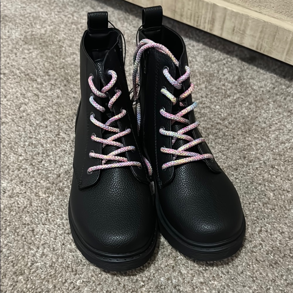 Kids Black Boots with Multicolor Laces
